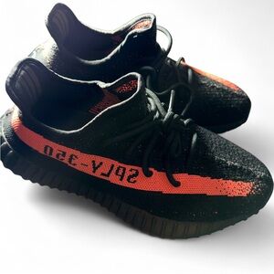adidas Yeezy Boost 350 V2 Core Black Red (2016/2022)